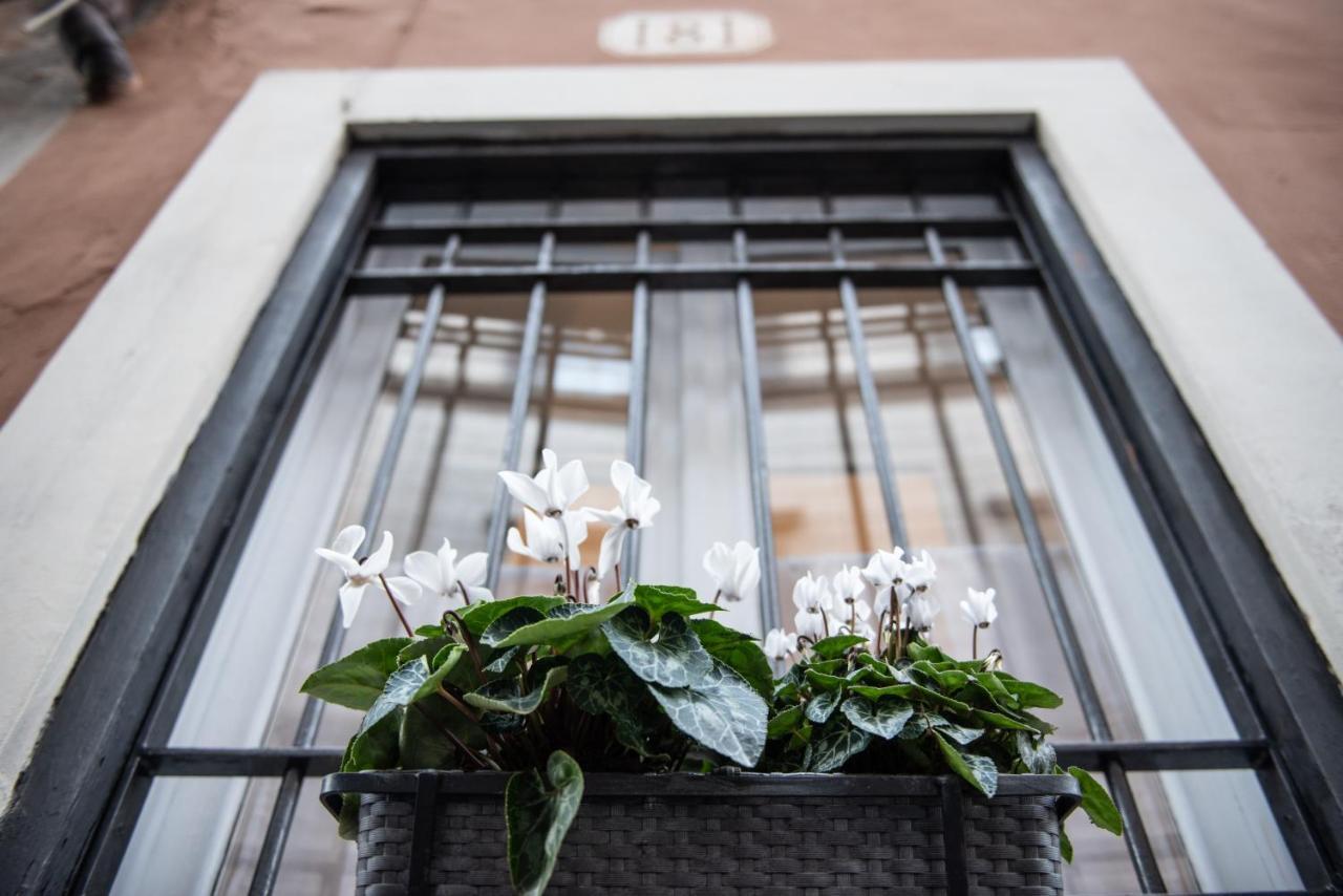 Sweet Arco Farnese Apartment Rom