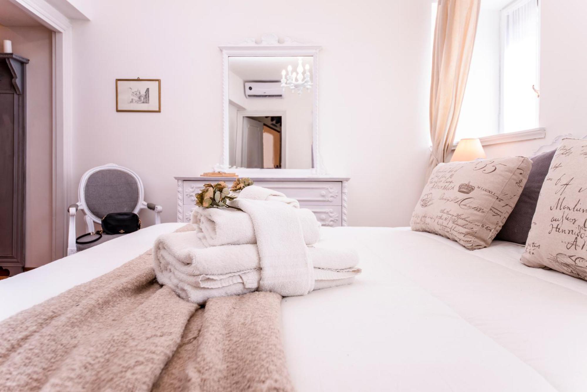 Sweet Arco Farnese Apartment Rom