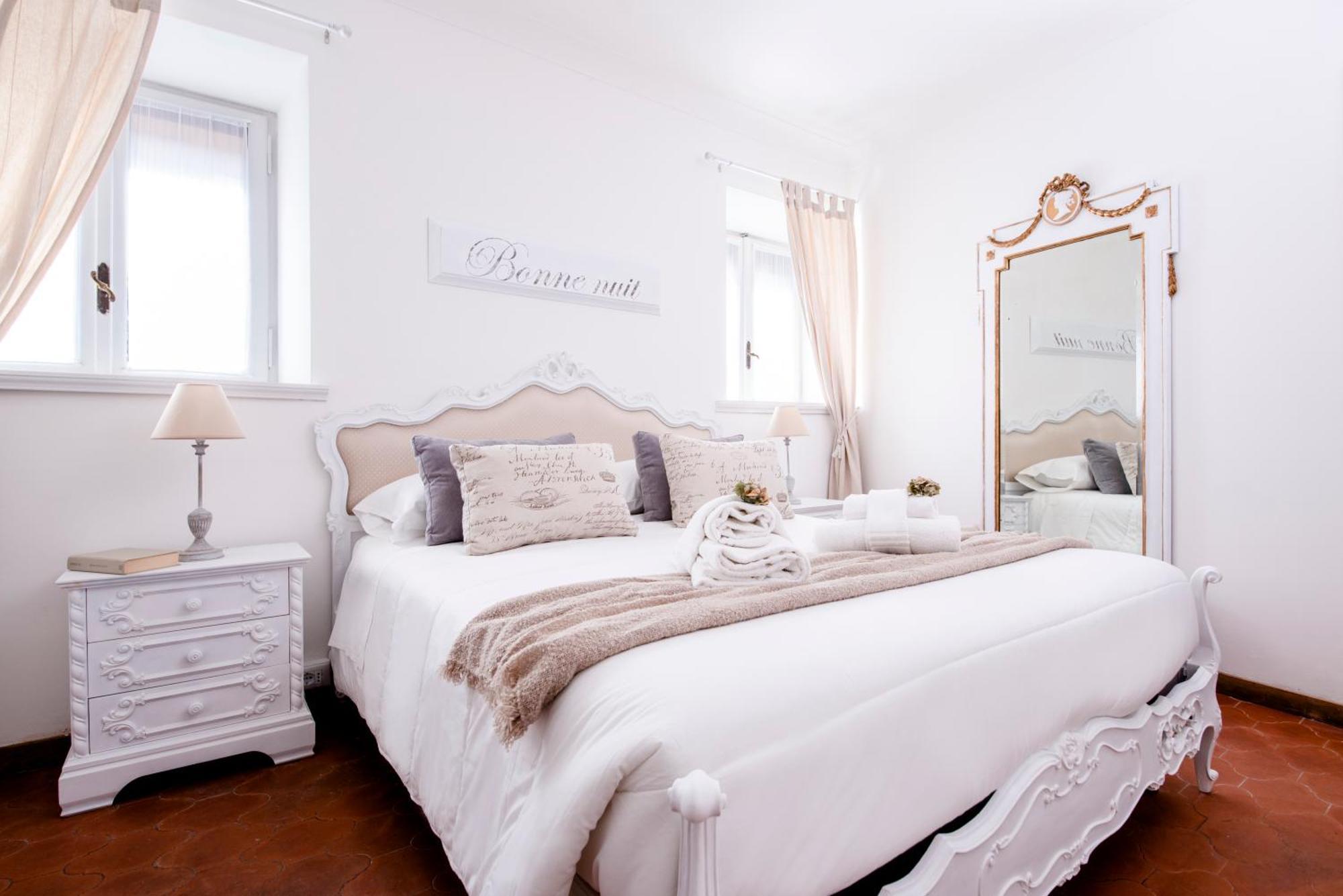Apartment Sweet Arco Farnese Rom